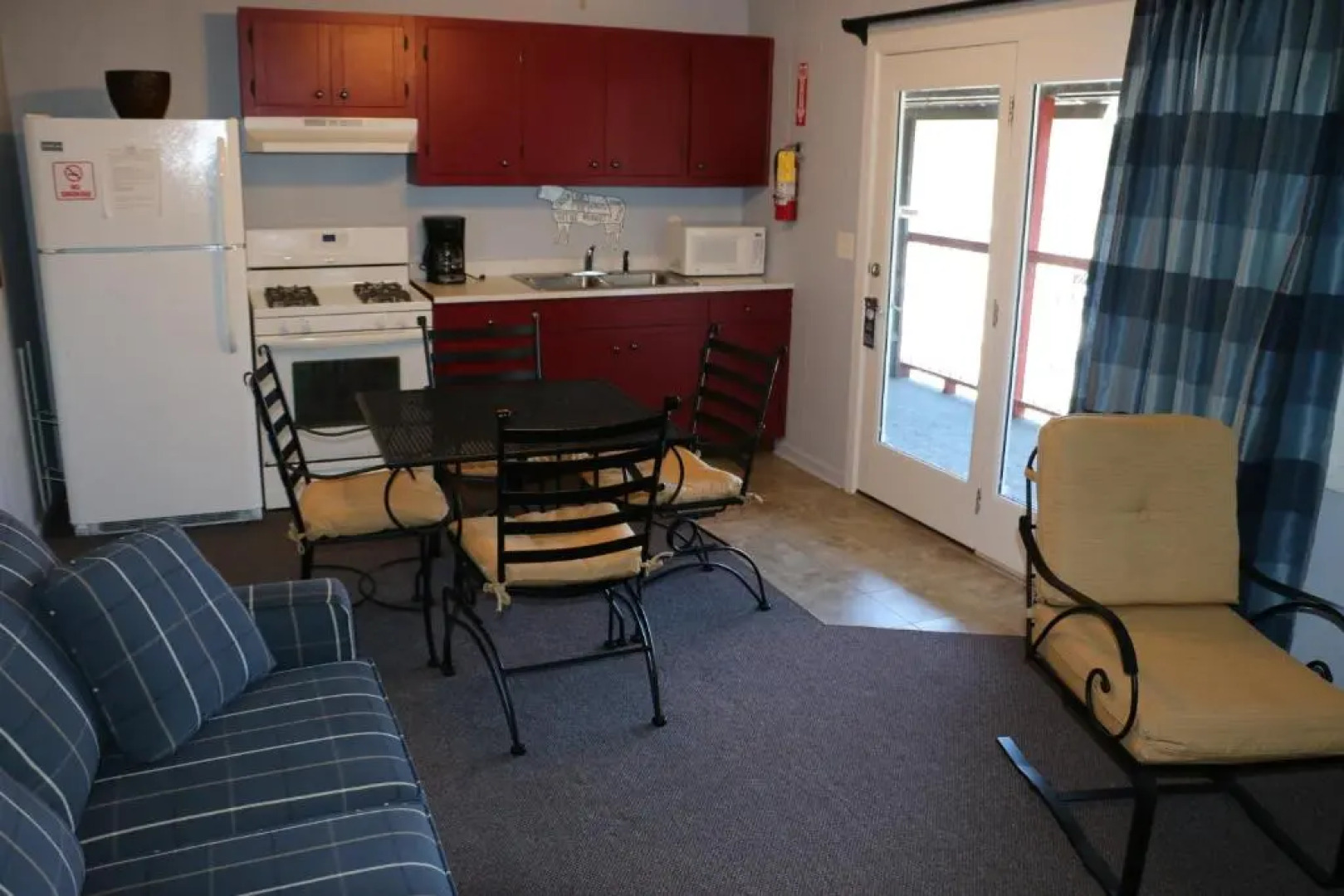 Boundary Waters Resort & Marina