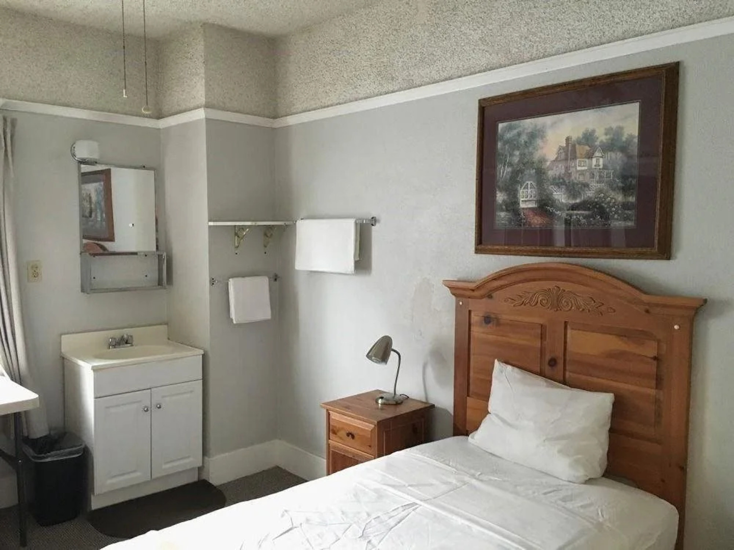 Hotel 2TwentyOne - Hostel