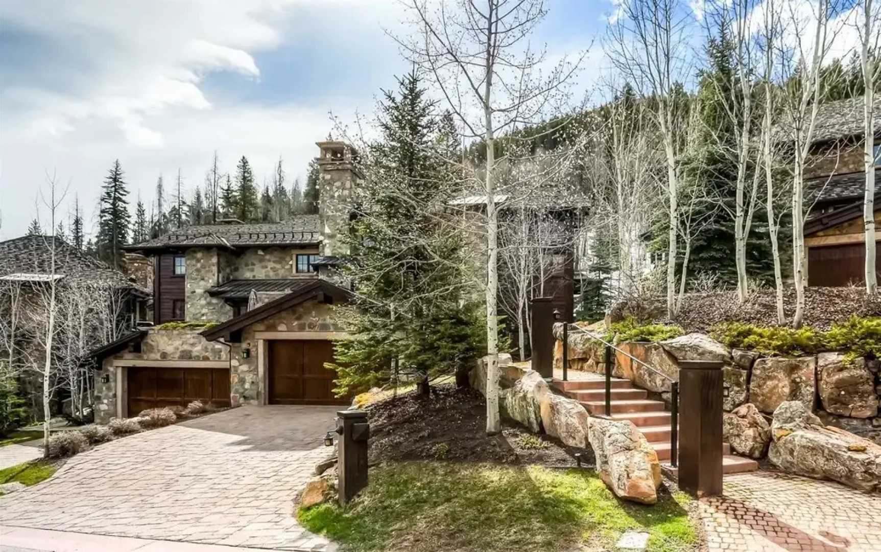 Beaver Creek Villagewalk 102