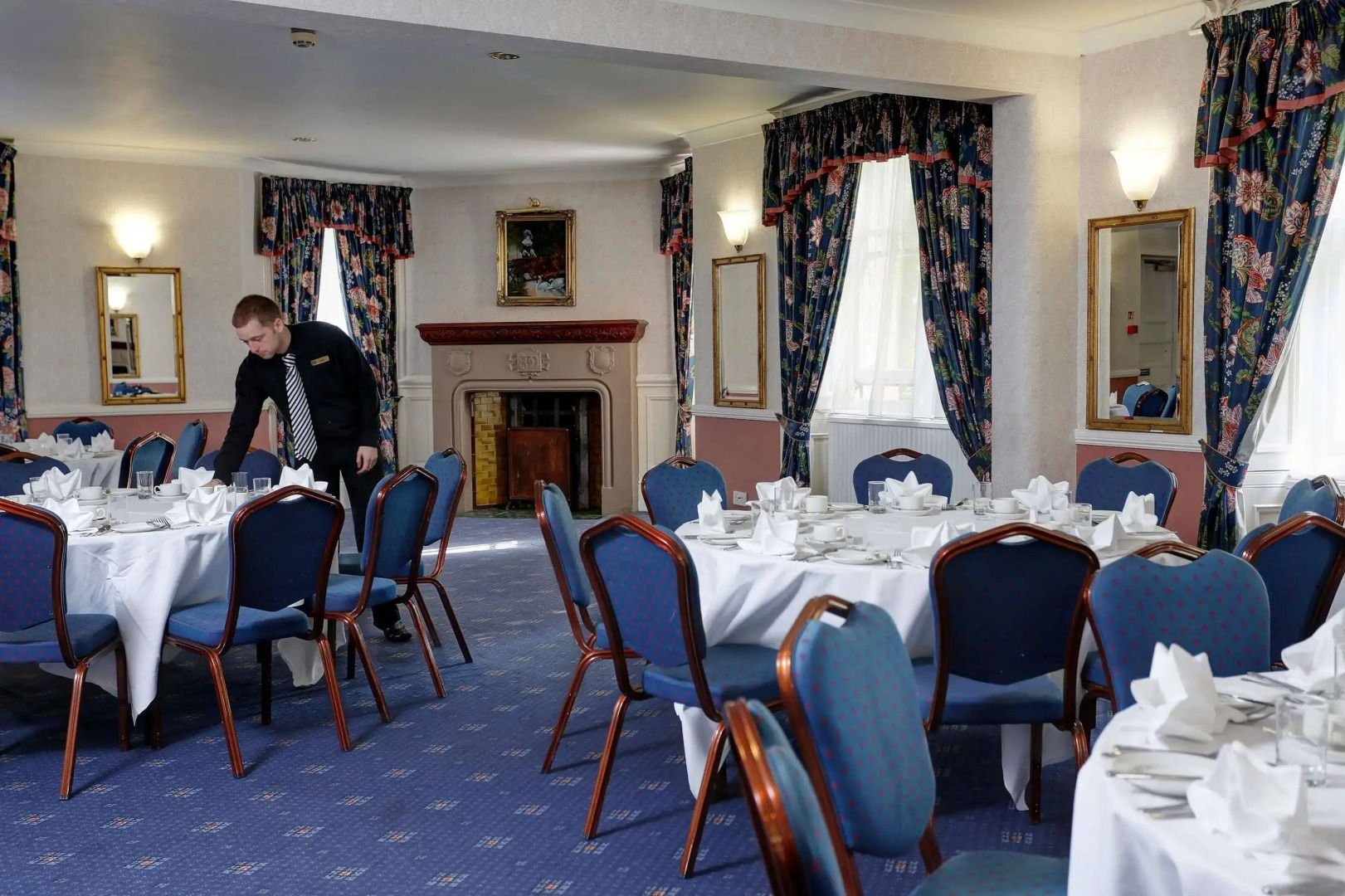 Cartland Bridge Hotel