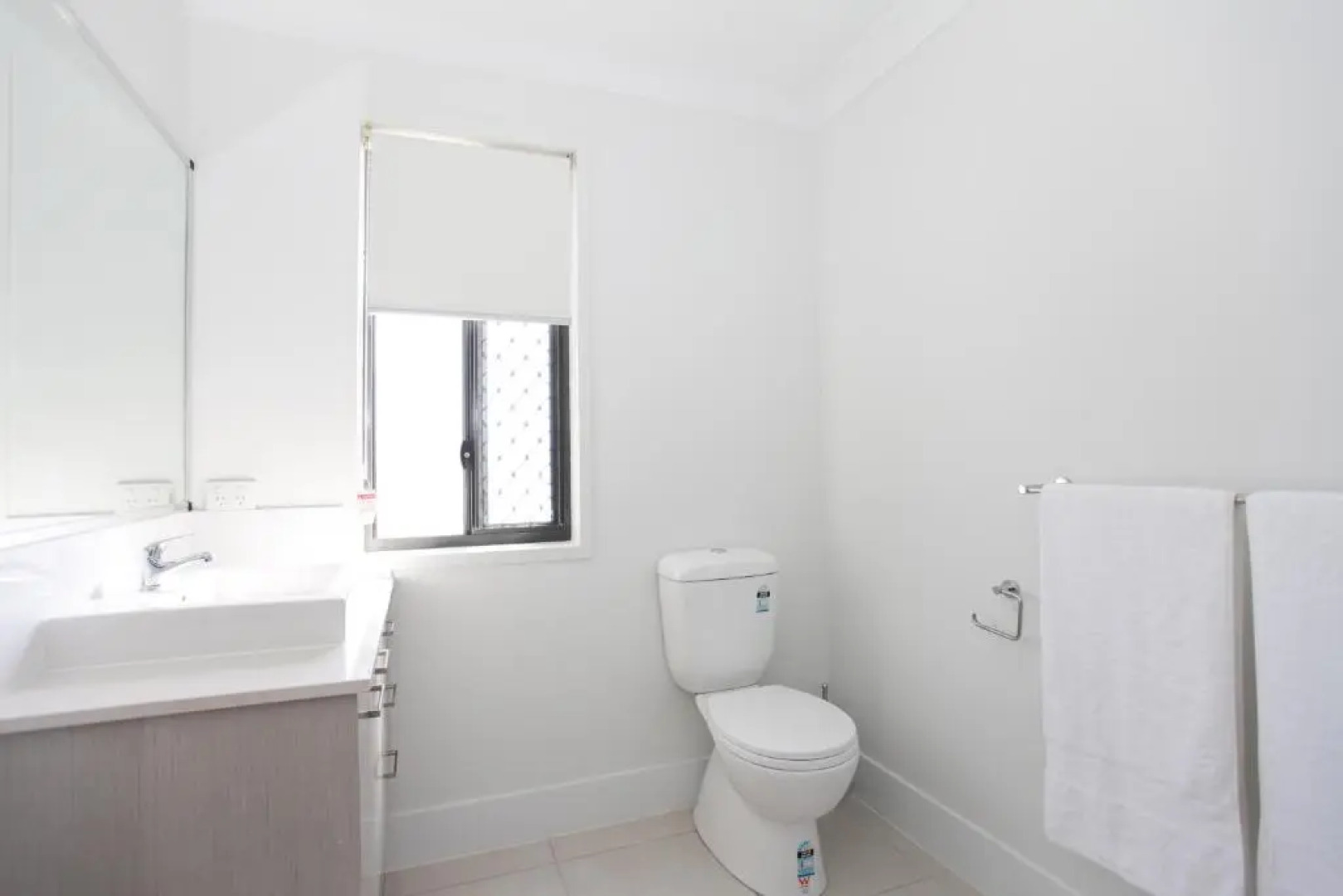 Beach Breeze Holiday House