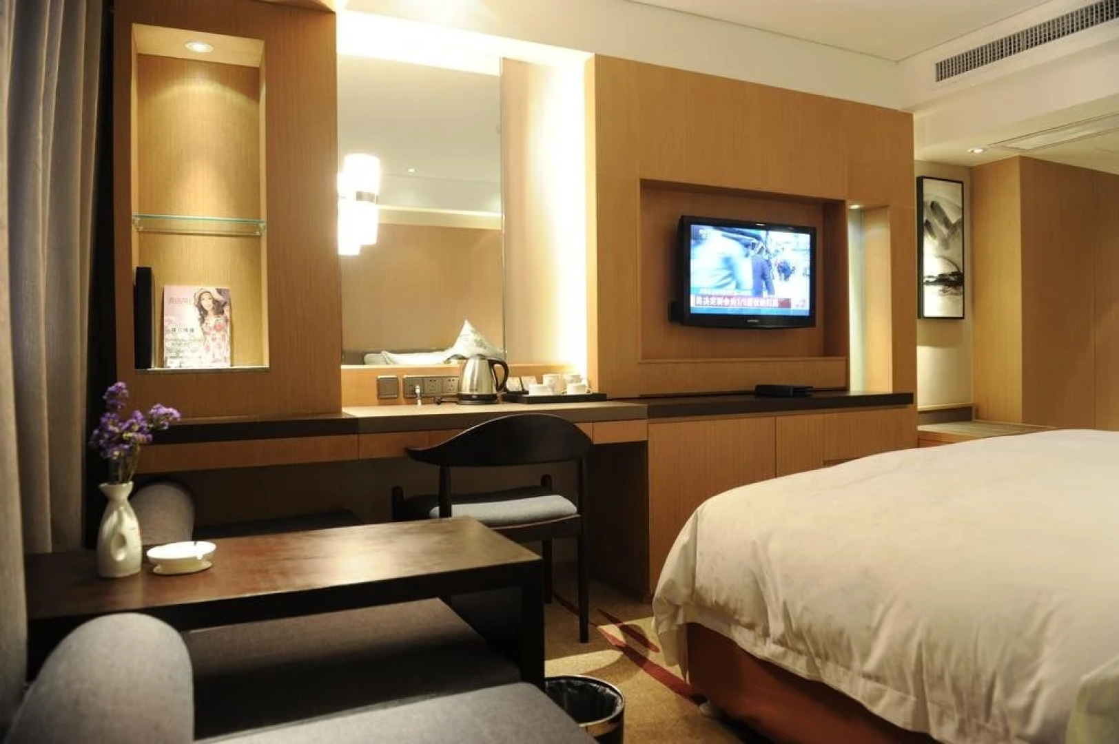 Scholars Hotel (Hangzhou West Lake Wulin Square Zhejiang University)