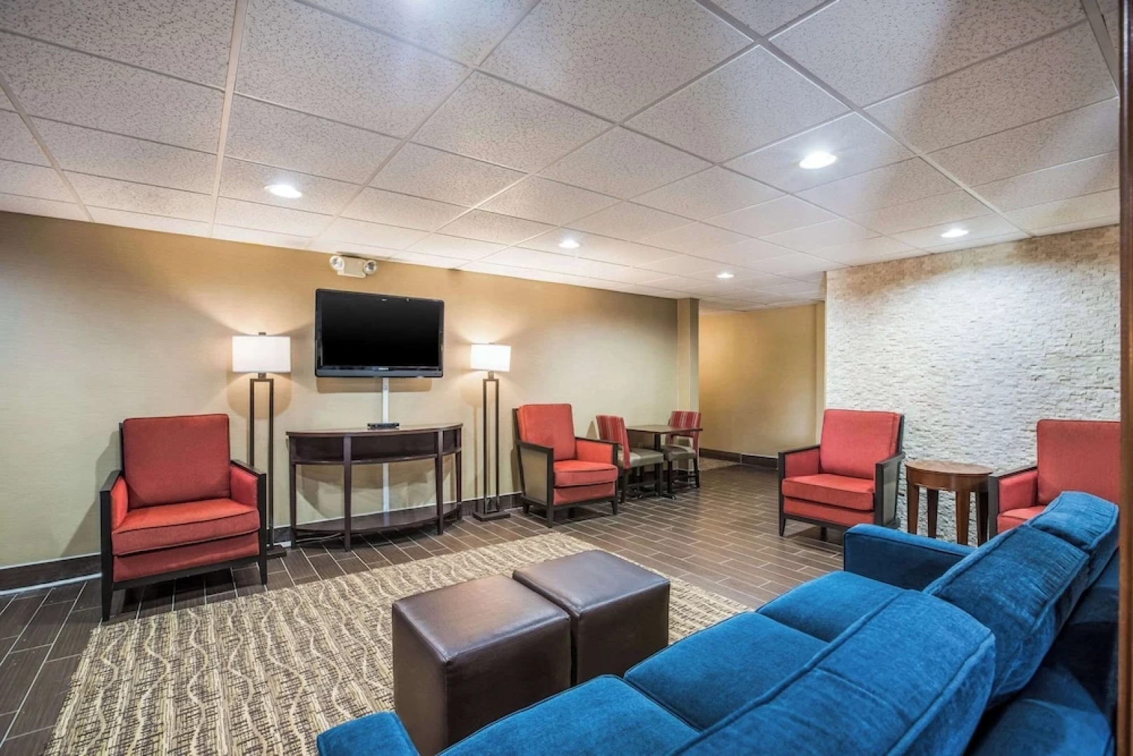 Baymont Inn & Suites Fairborn