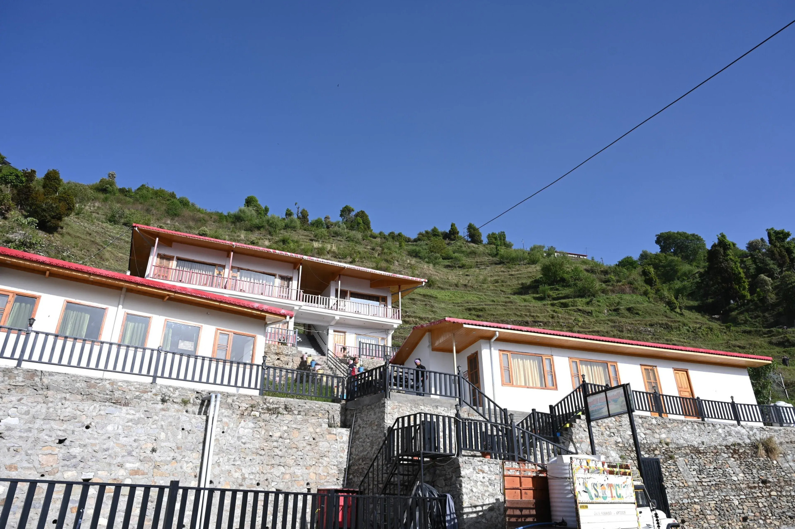 The Vintage Hill Village - Himalayan Boutique Resort