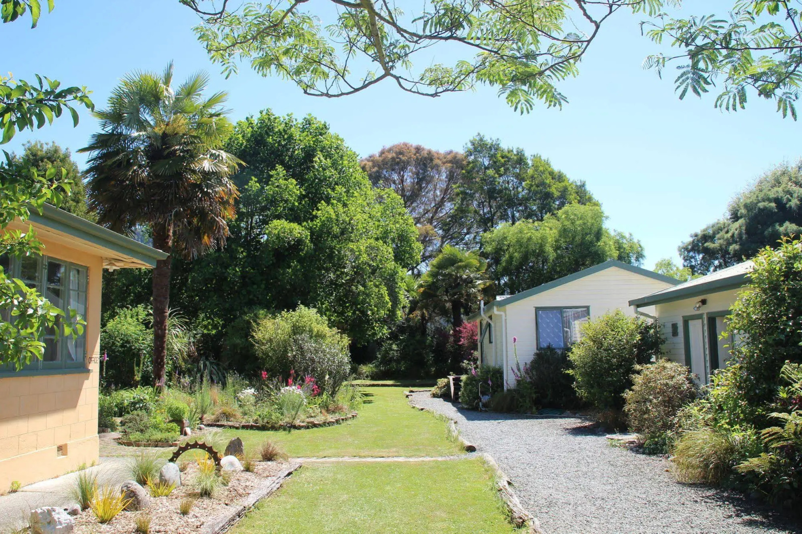 Off The Beaten Track Accommodation