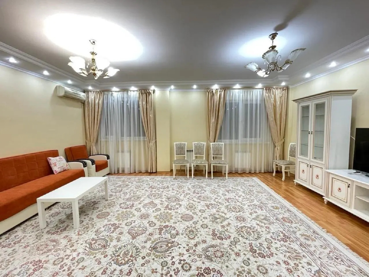 Апартаменты в микрорайоне Сарыарка 40