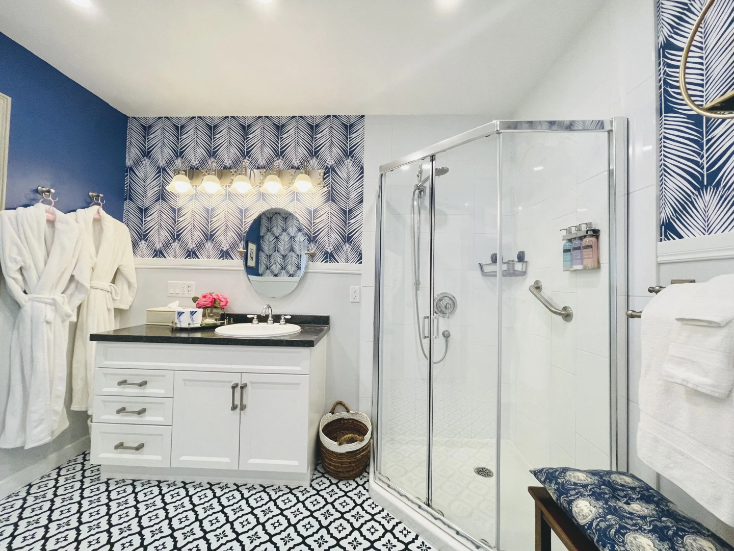 Charlotte's Rose Inn