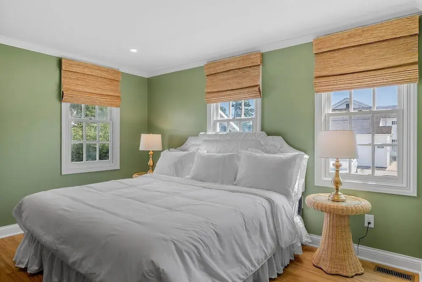 The Rochester Inn, A Historic Hotel