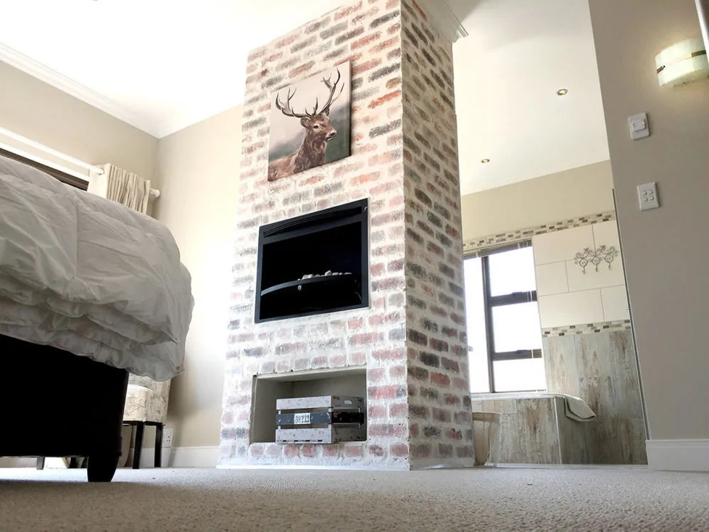 Pont de Val Riverside Escape