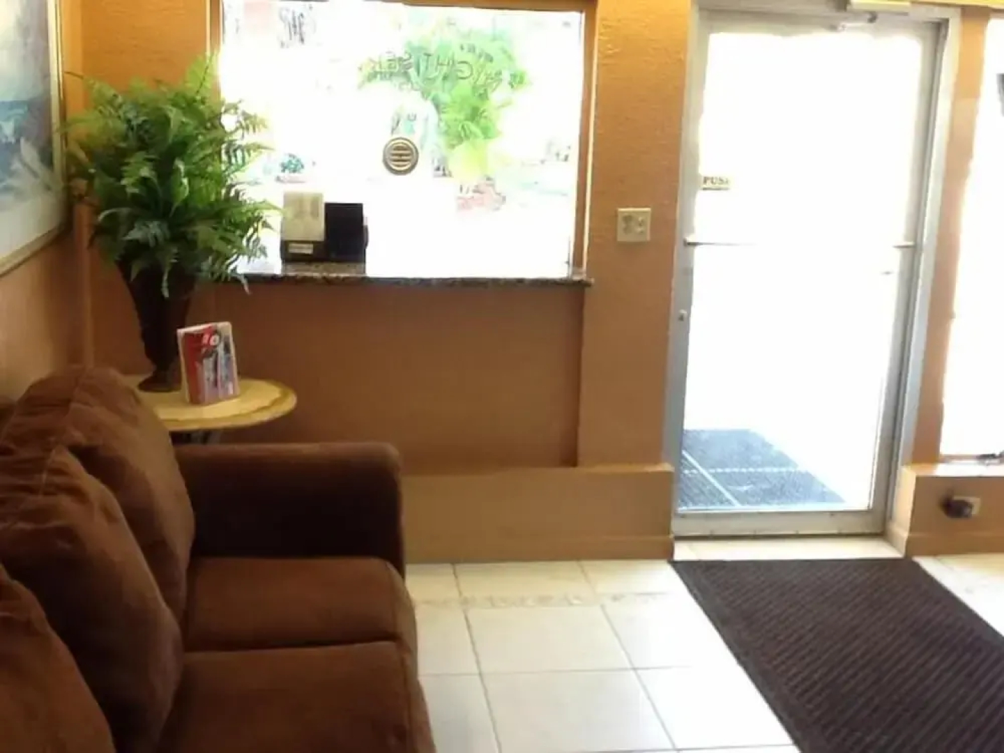 Americas Best Inn and Suites Fort Lauderdale North