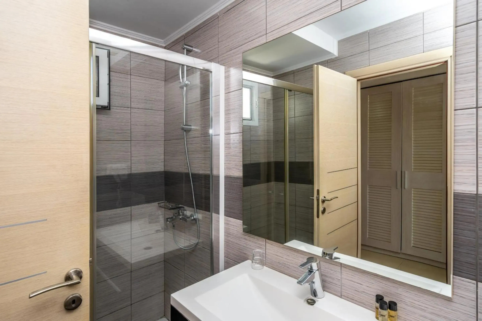 Kamari Beach Hotel - All inclusive