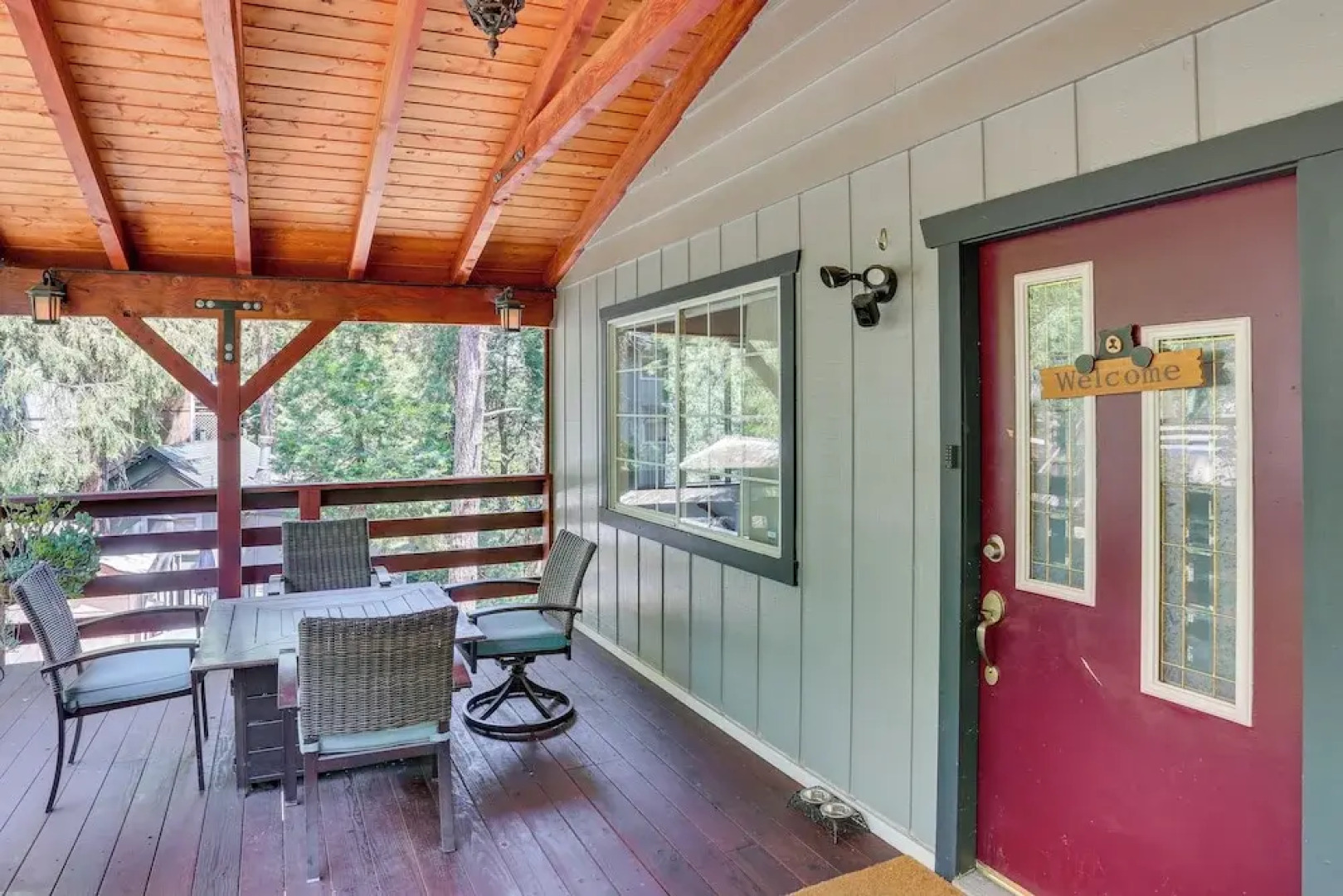 1 Mi to Lake: Crestline Cabin w/ Deck + Gas Grill!