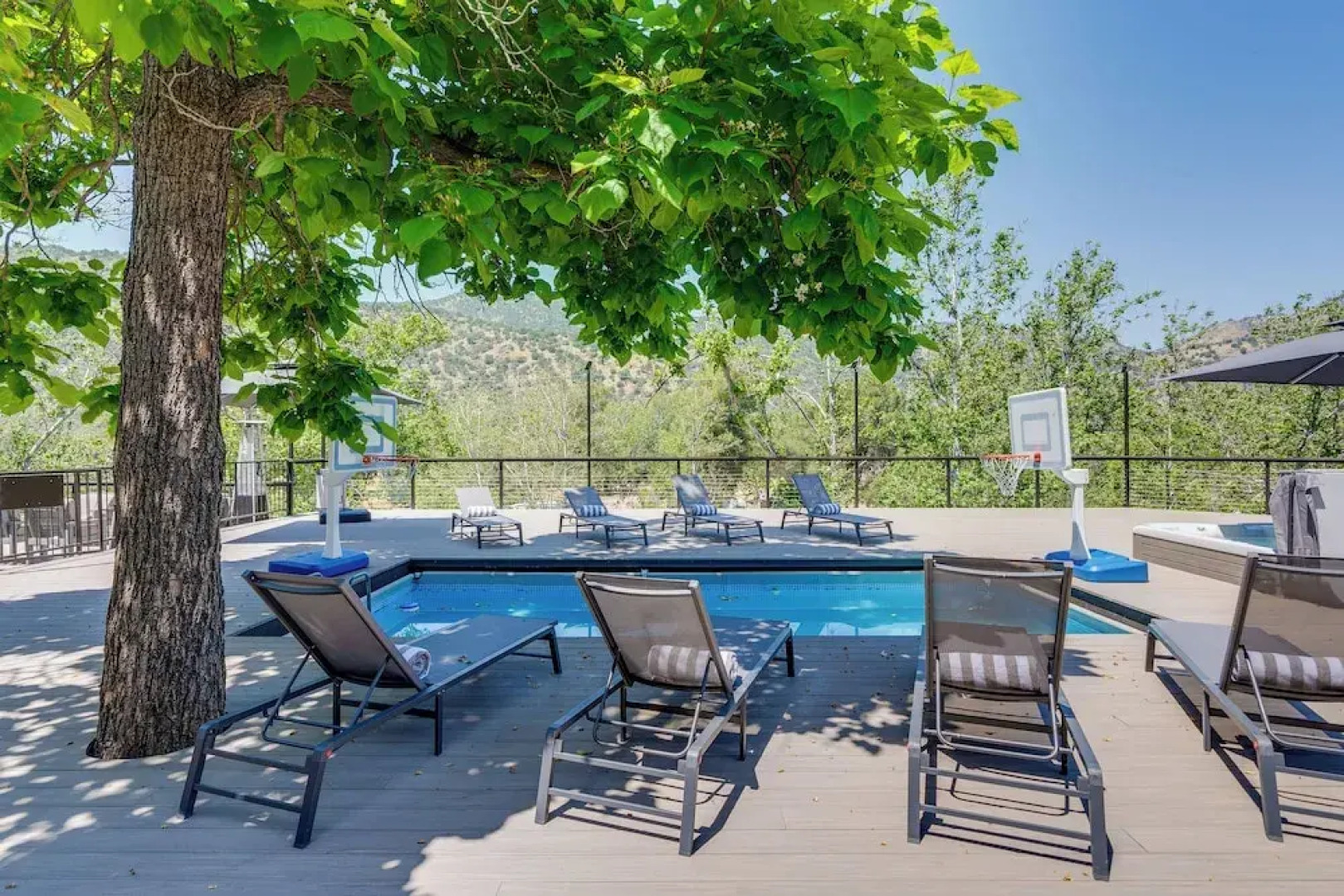 Updated Three Rivers Vacation Rental w/ Gas Grill