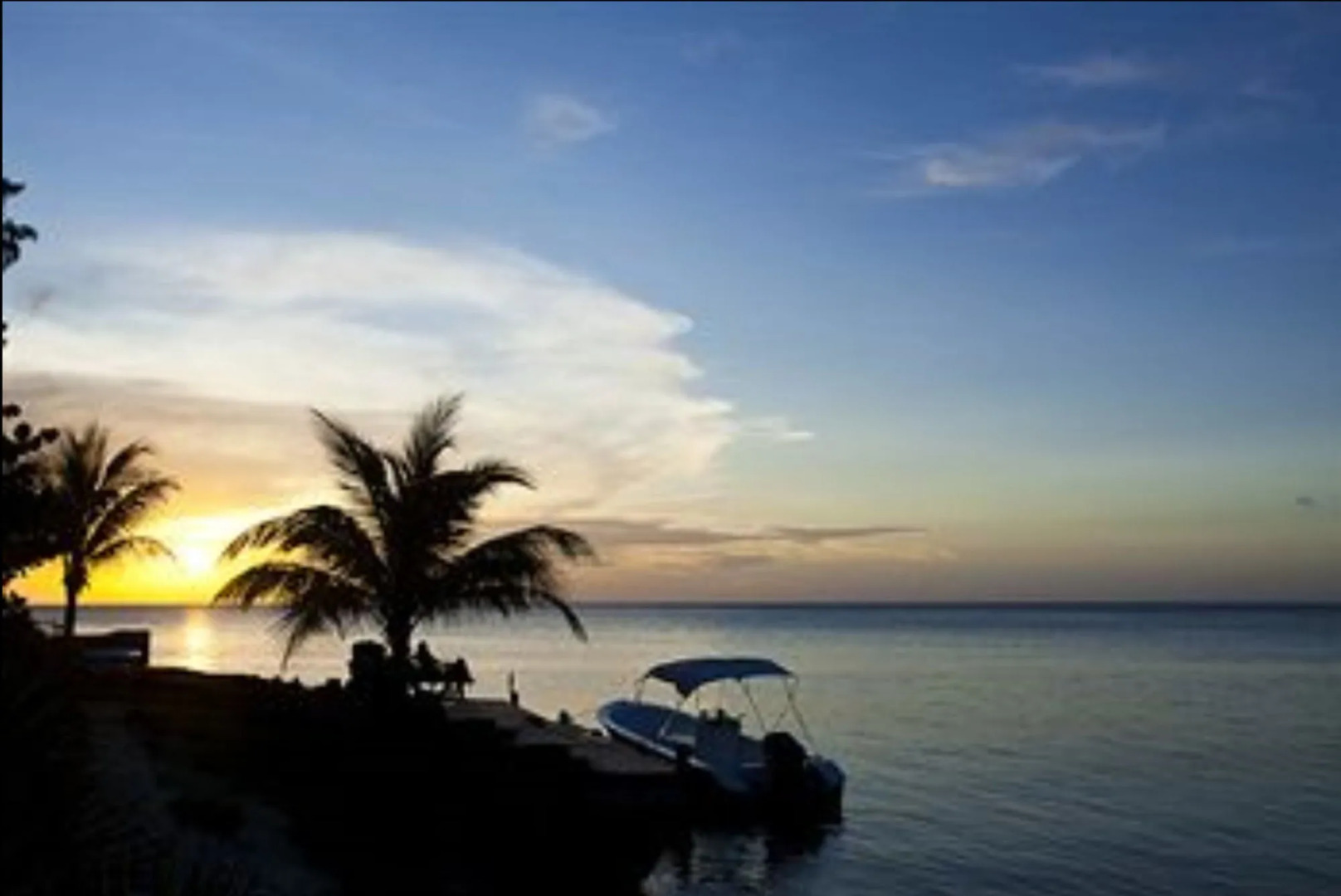 Las Rocas Resort And Dive Center