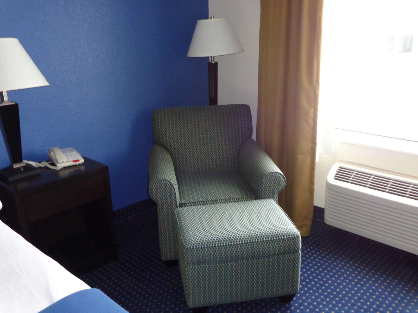 Holiday Inn Express & Suites New Buffalo by IHG
