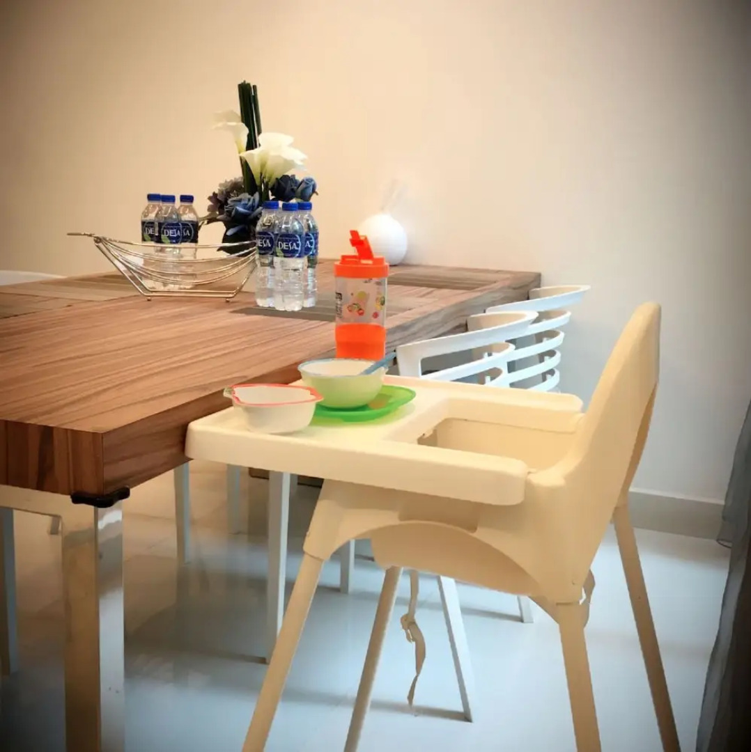 iBook 1 - Luxury Holiday Homestay