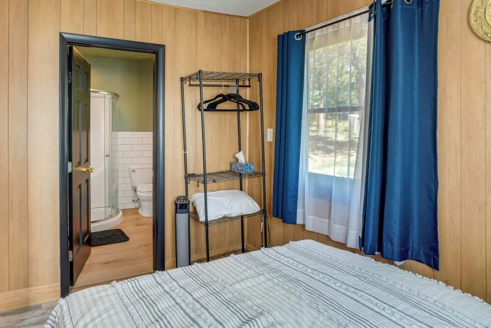 Patio & Hot Tub: Cozy Cabin Retreat in Bailey!