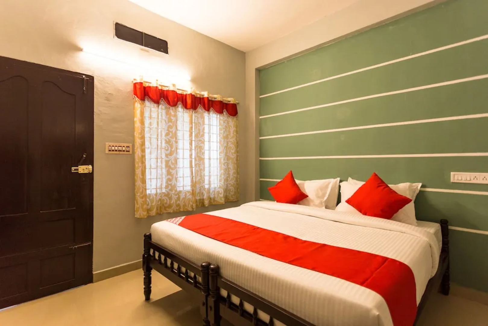OYO 15598 Cochin Airport Hotel
