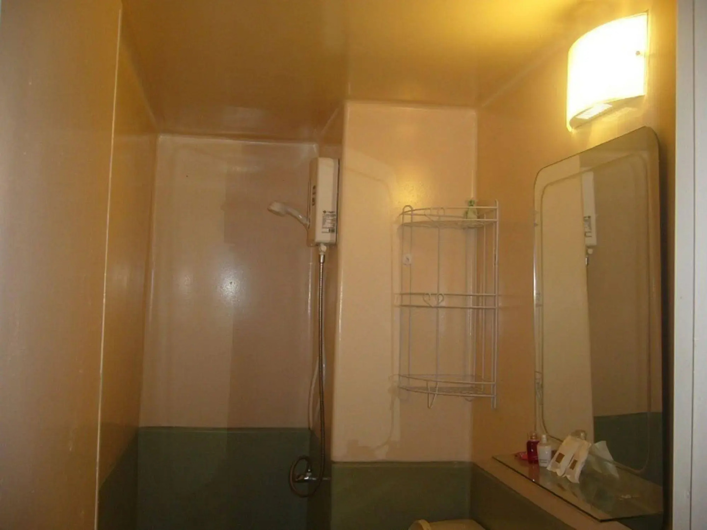 DMK Donmueang Airport Guesthouse