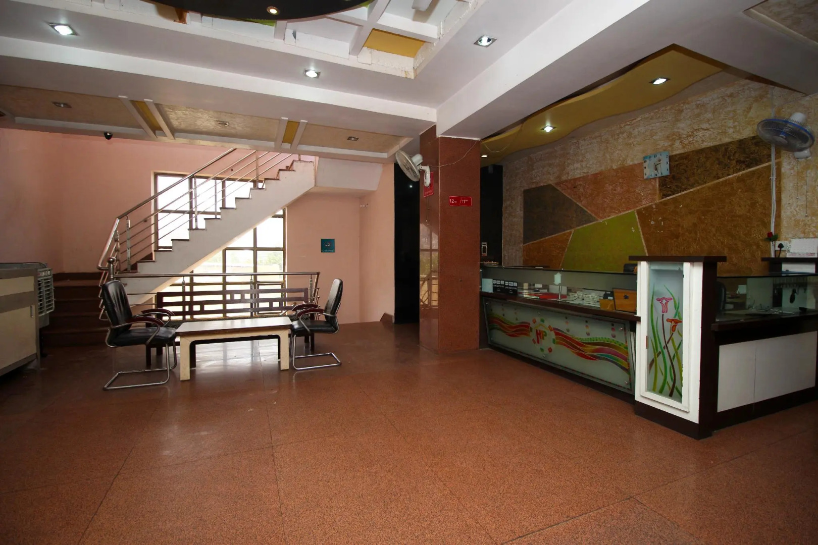 OYO 2722 Hotel Prince