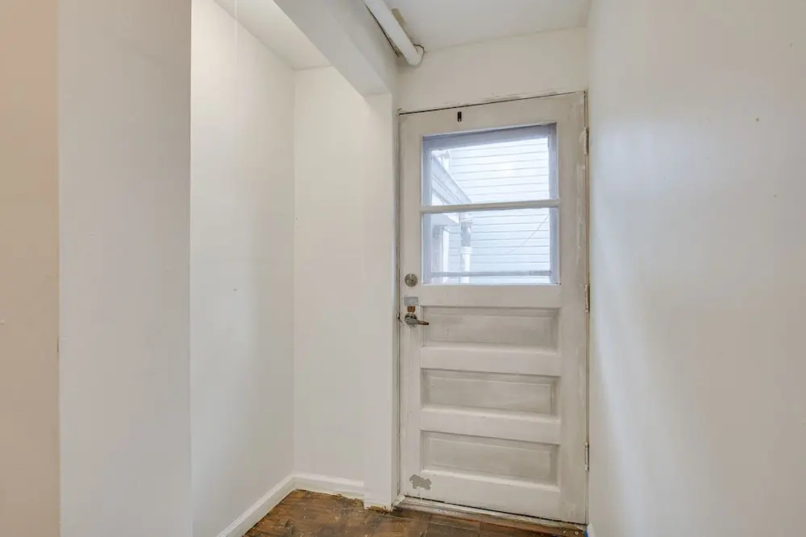 Berwyn Apartment Rental ~ 11 Mi to Chicago!