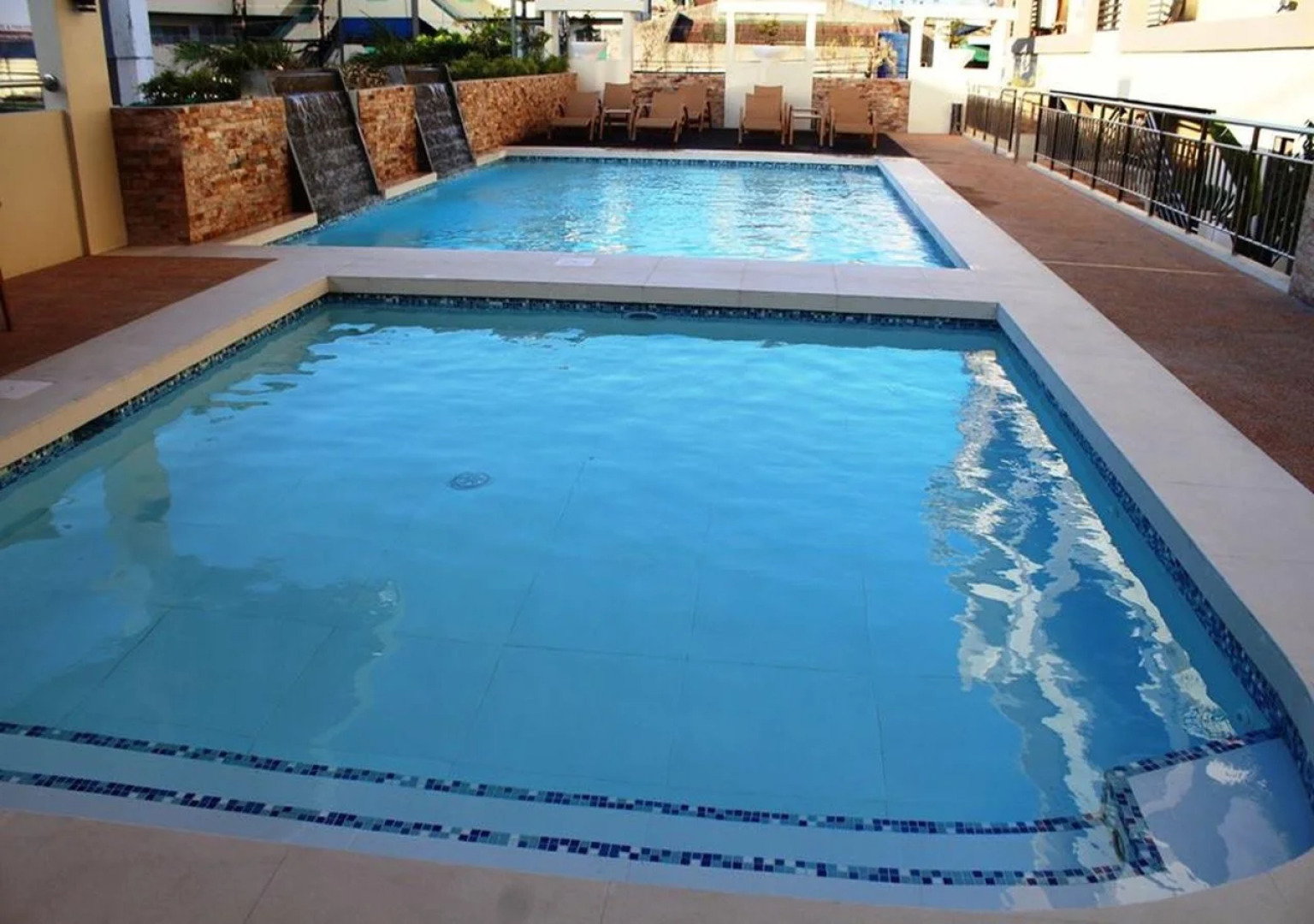 MO2 Westown Hotel Bacolod - Downtown