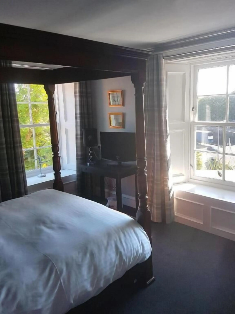The Glenerne Guest House
