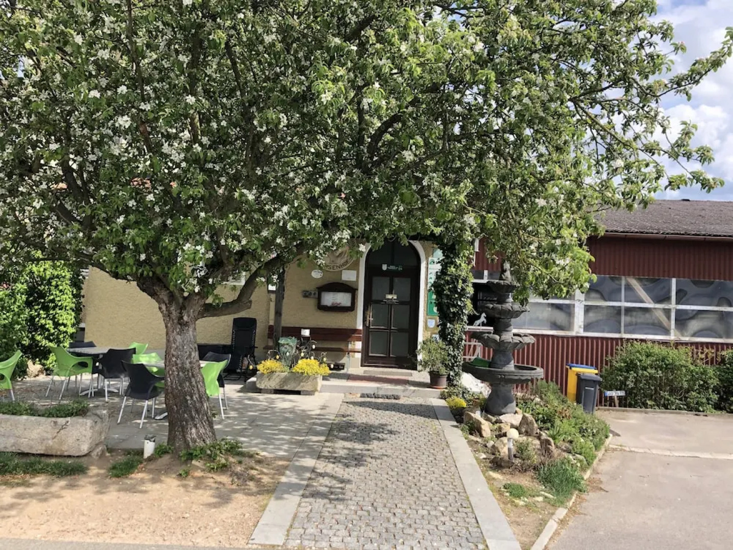 Appartements & Reitschule Fuchsenhof