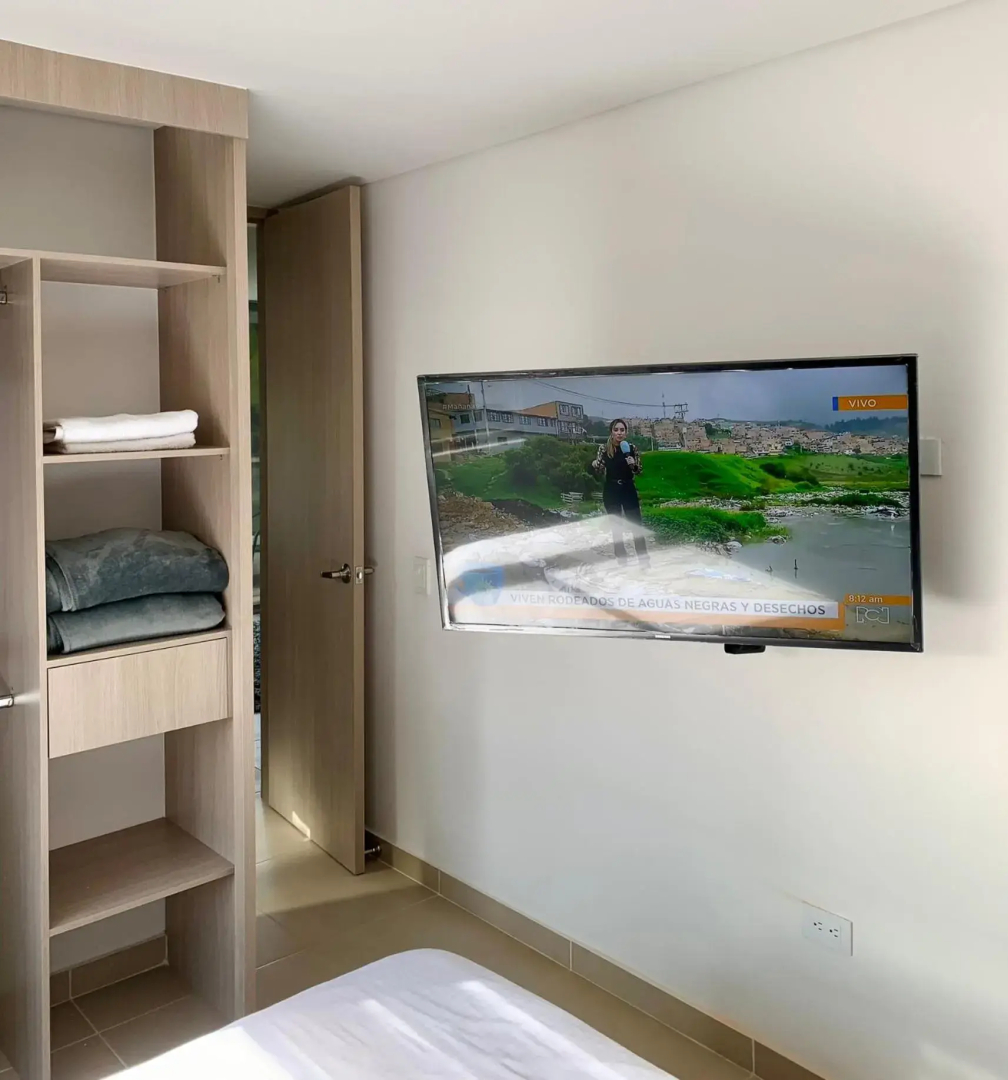 CE26 Beautifull Apartment and Parking