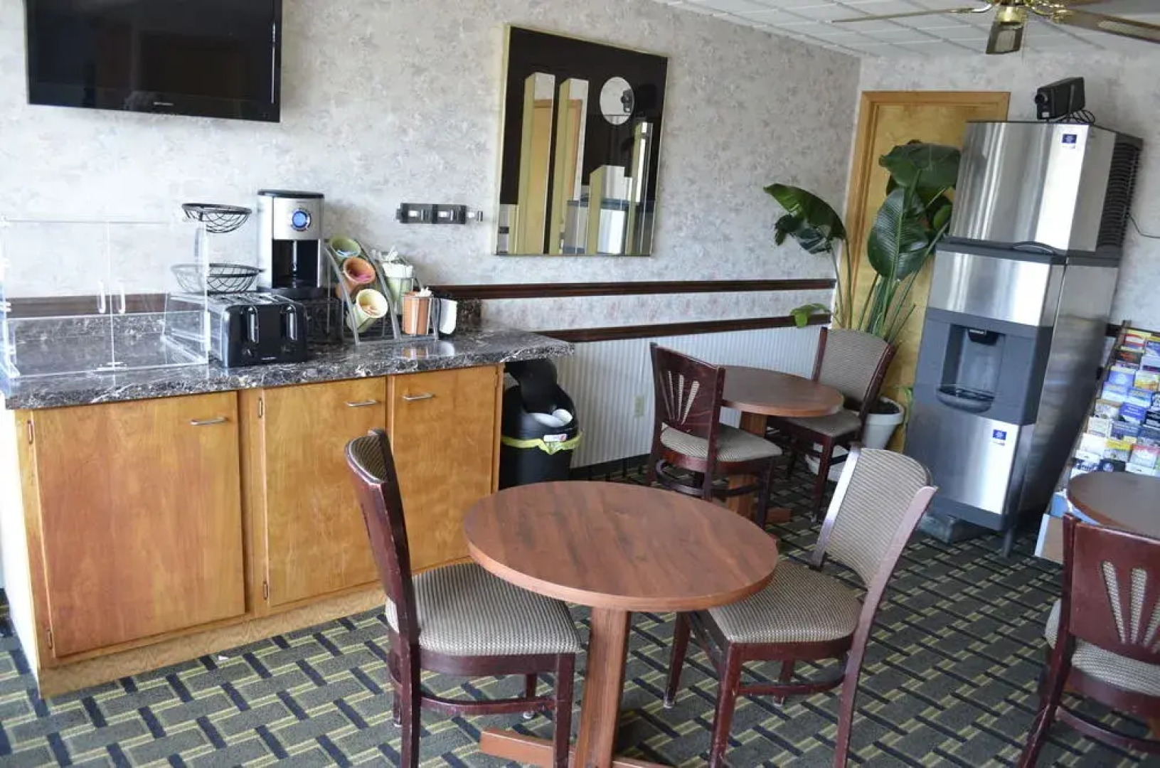 Budget Inn Buffalo Airport