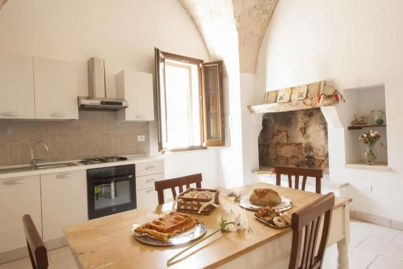 Luxury Courtyard Bilo