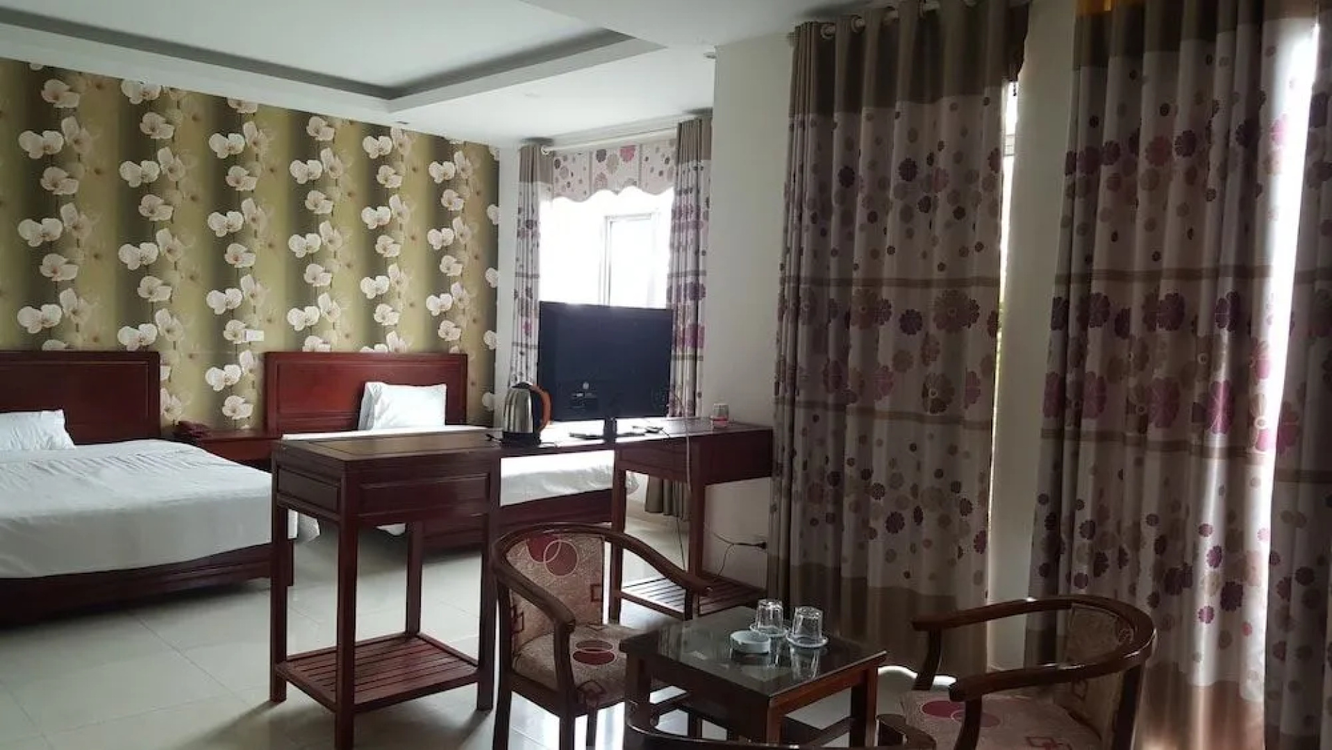 Hai Yen Hotel