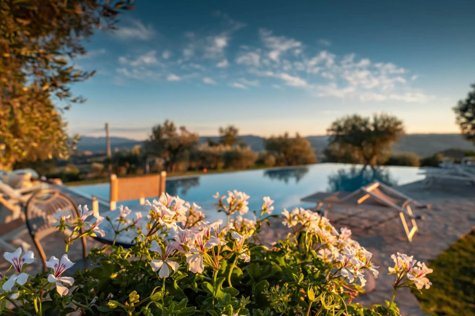 Villa for 10 Guests Private Pool Access to the Wellness Center of the Estate-moraio