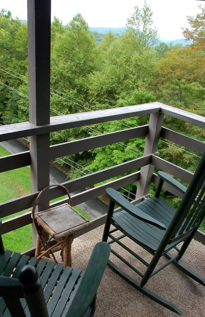 The Skyline Lodge