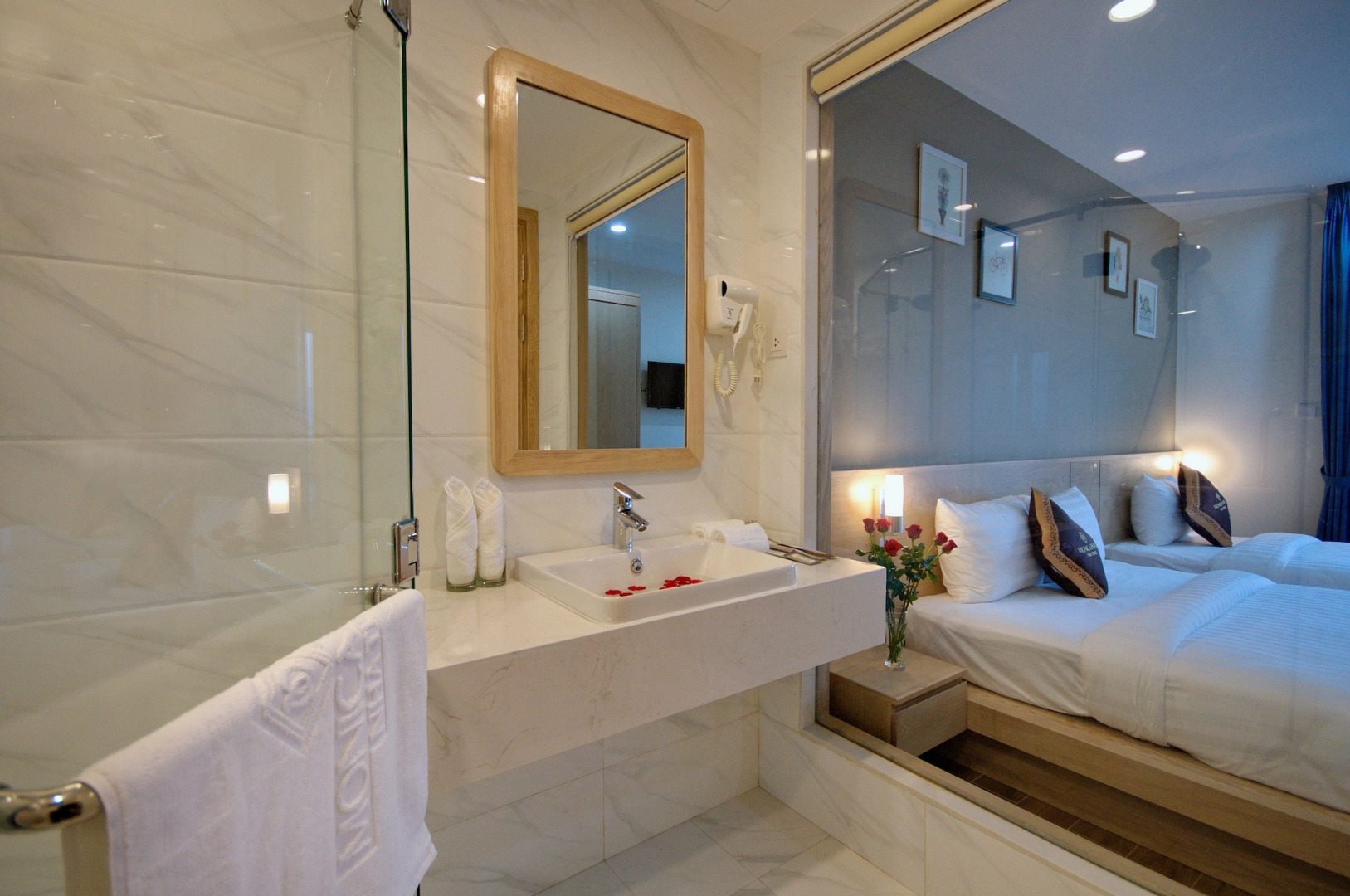 Gibson Hotel Nha Trang