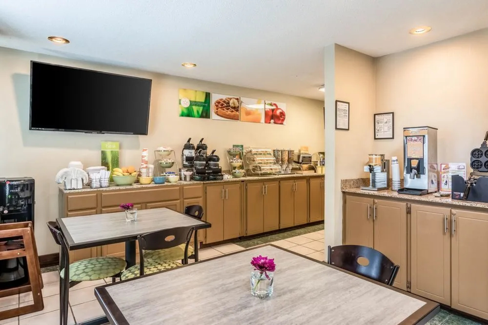 Executive Inn & Suites