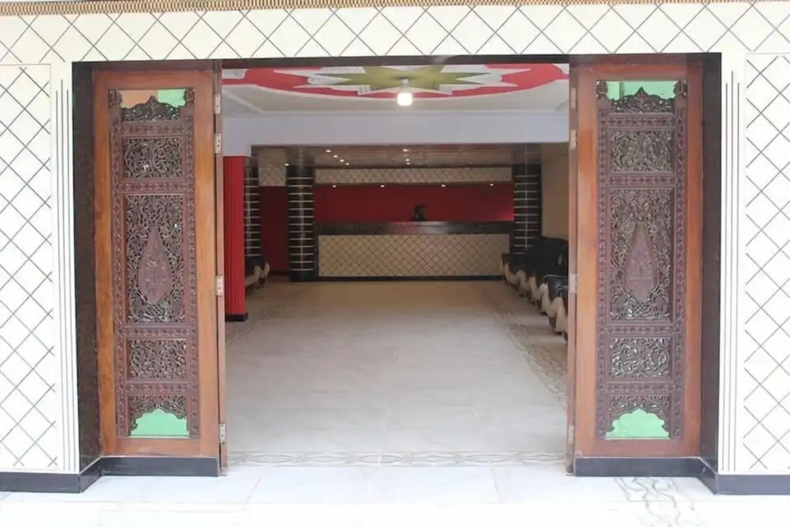 Shahi Palace Guest House