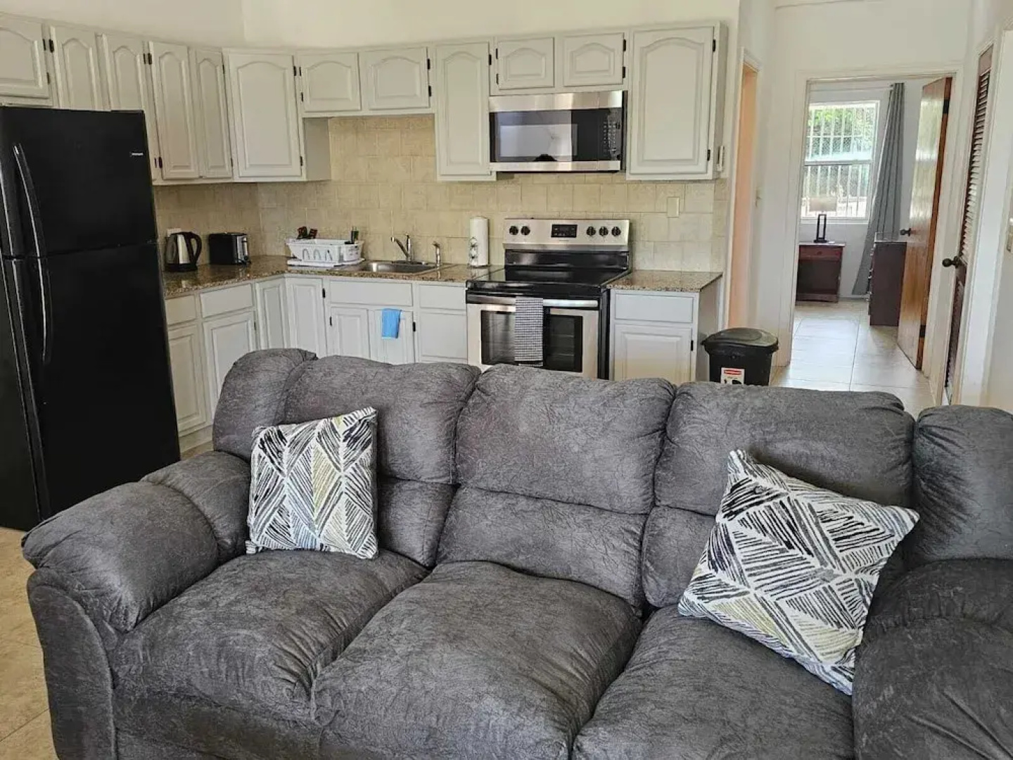 Aurela Residences