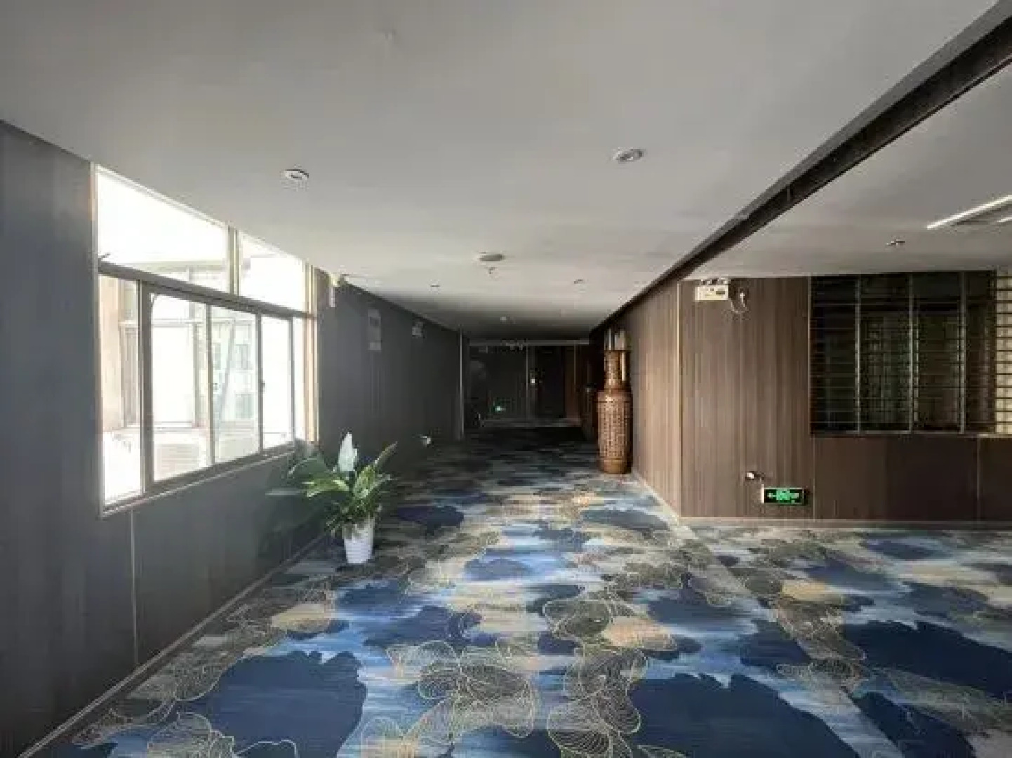 Yixuan Anlai Hotel (Macheng Plaza)