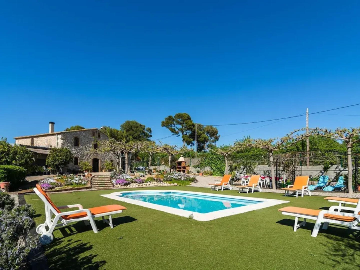 Luxurious Mansion in la Múnia With Swimming Pool and Views