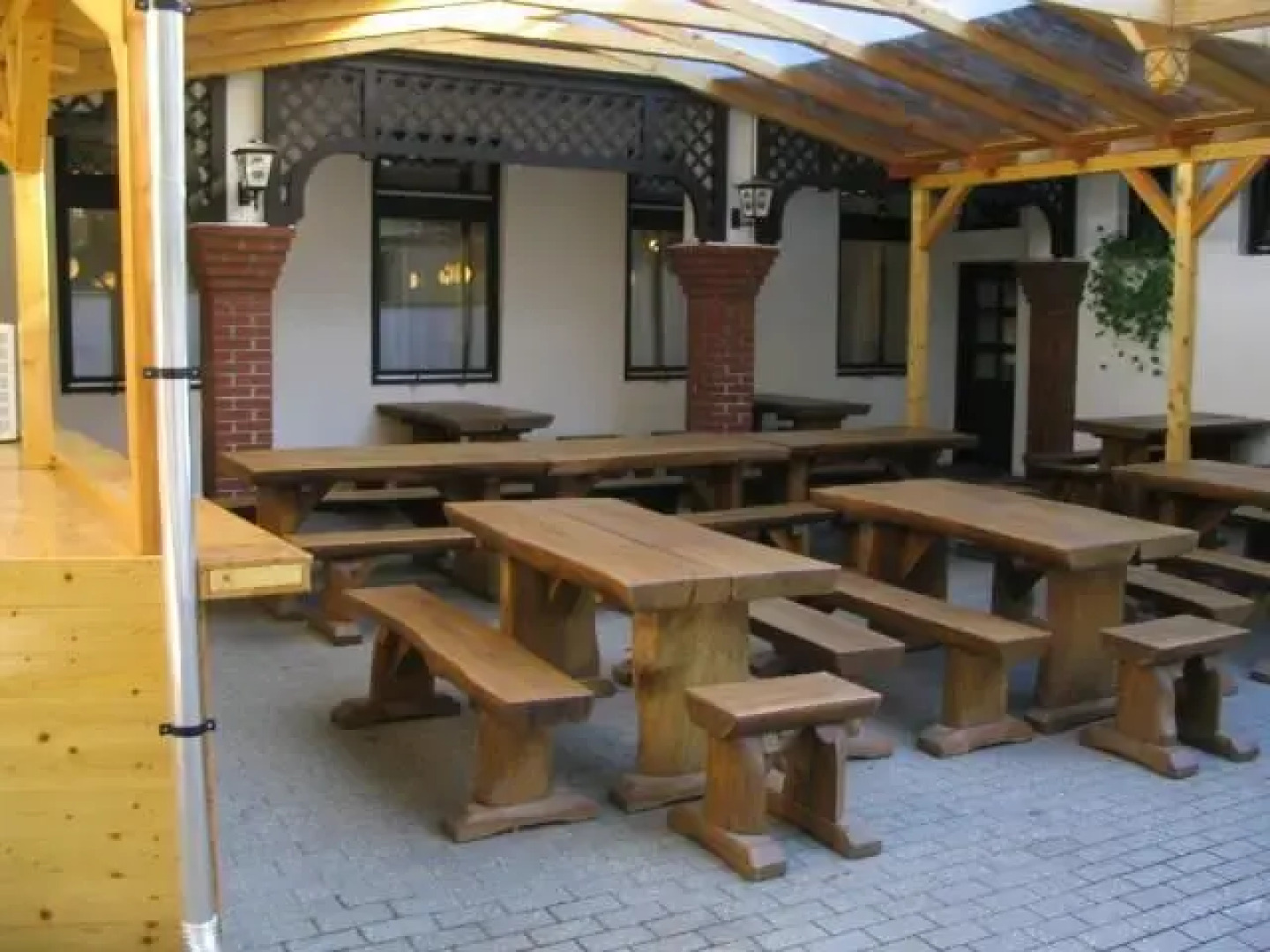 Vincellér Panzió és Étterem