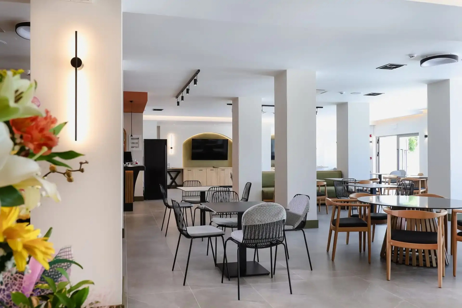 LIMNI Boutique Experience Hotel