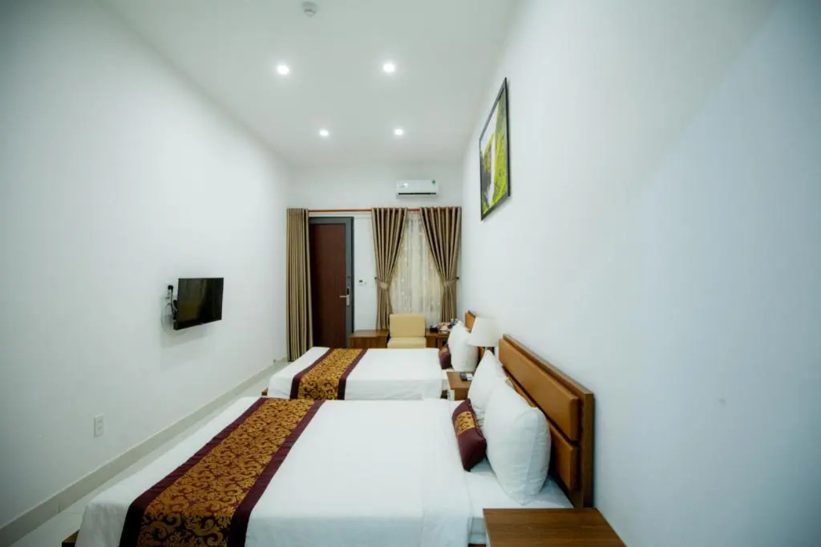 Nhat Quang Hotel