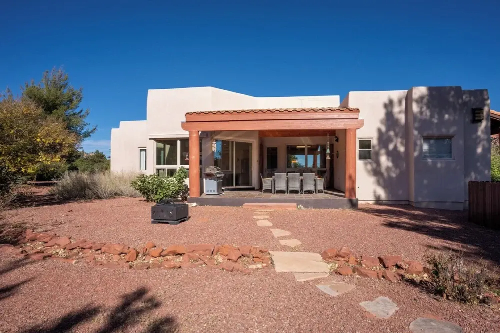 Hot Tub & Mtn Views: Expansive Sedona Retreat