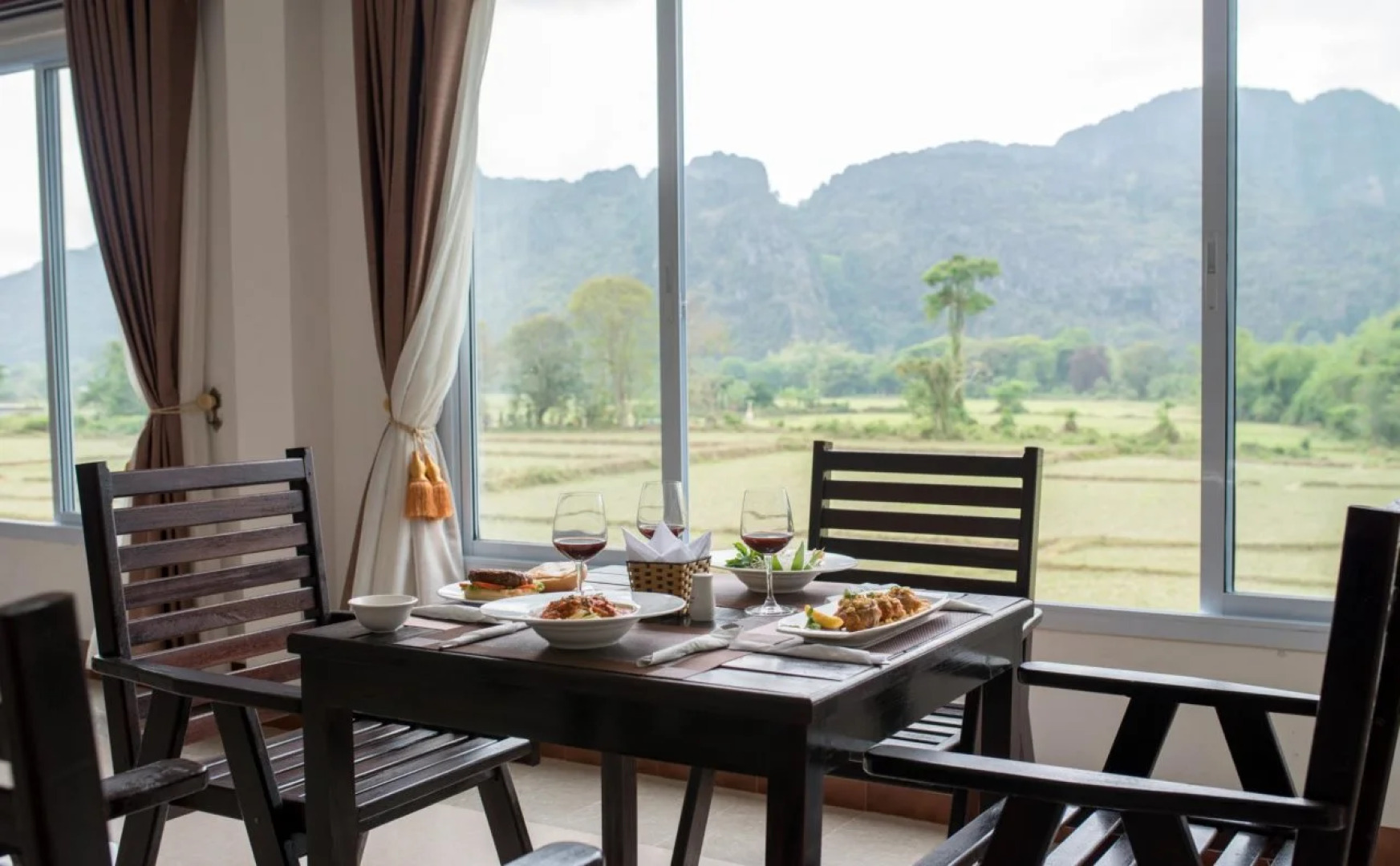Vang Vieng Savanh Sunset view resort