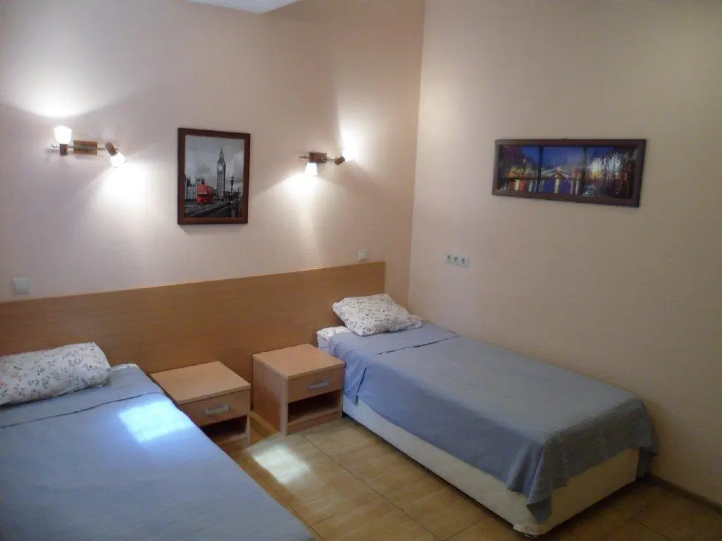 Отель Златотур