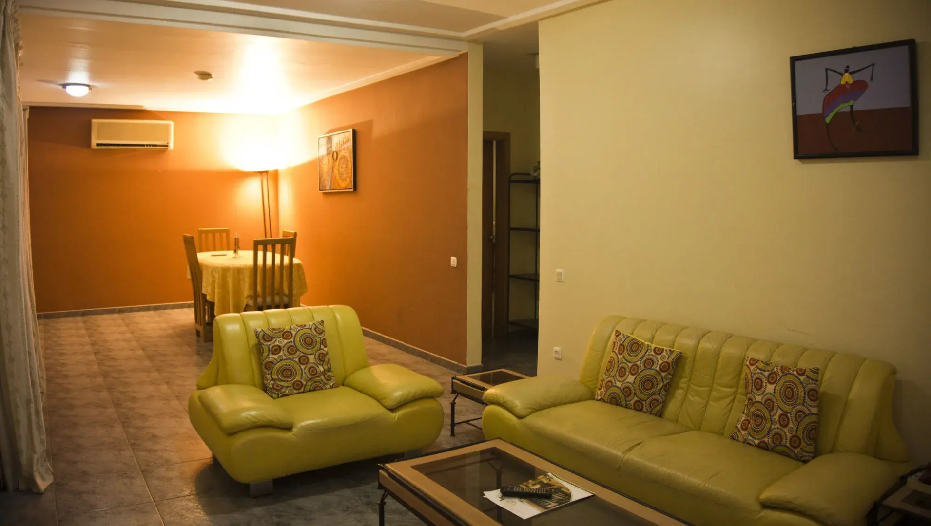 Crown Apartamento Hotel