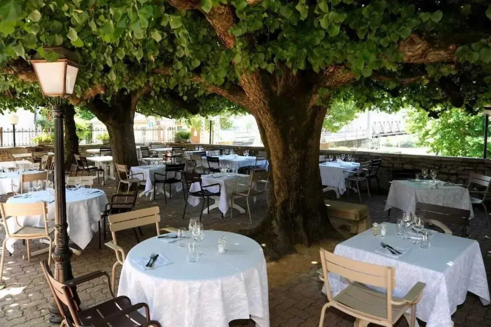Hotel Restaurant Emile Job