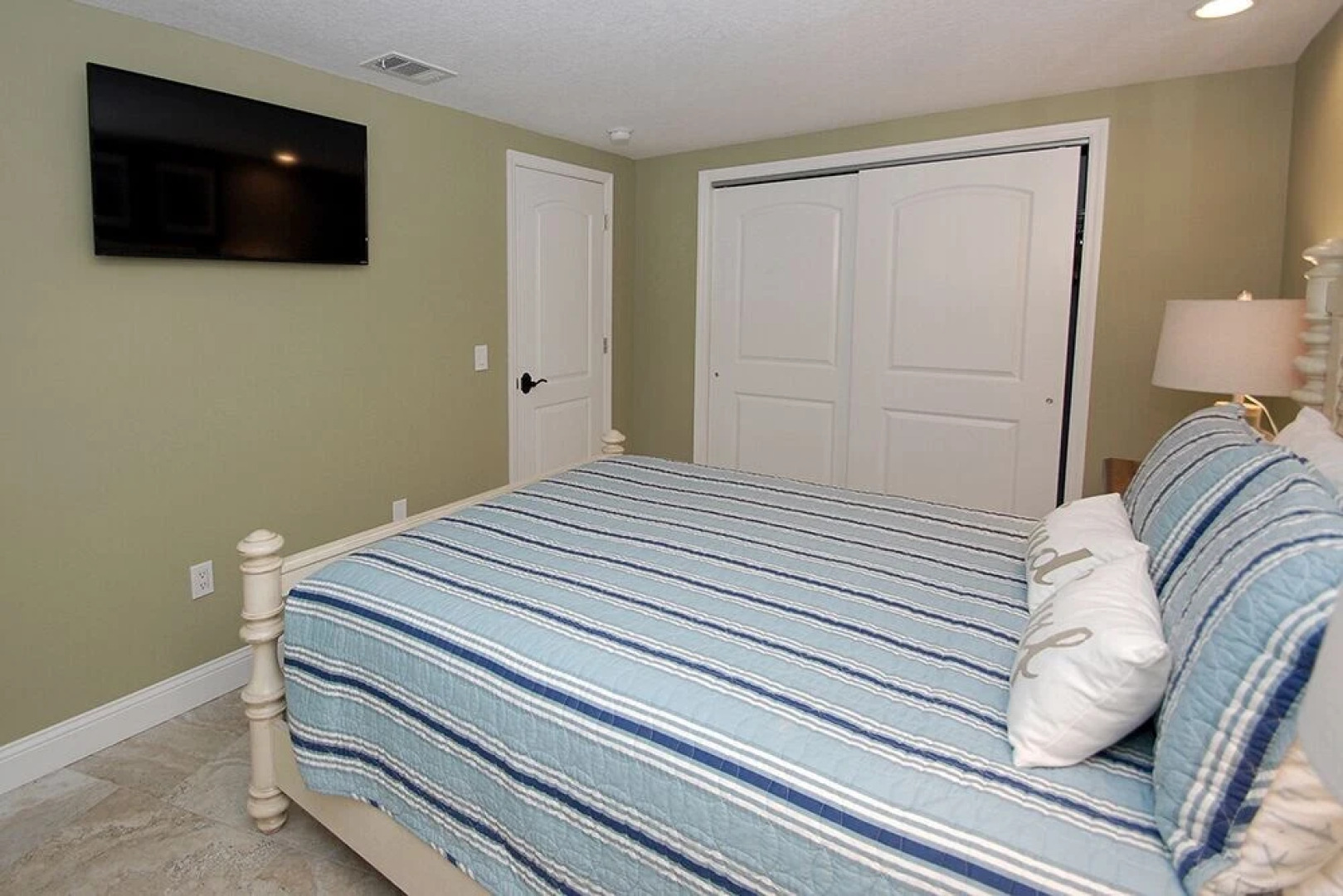 Beach Breeze Unit 2 by Anna Maria