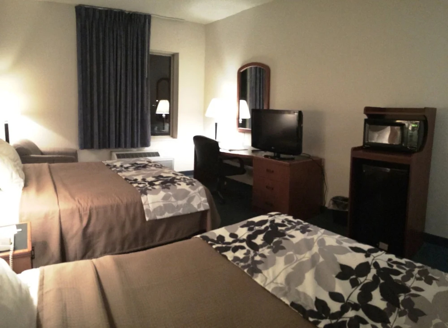 Sleep Inn & Suites